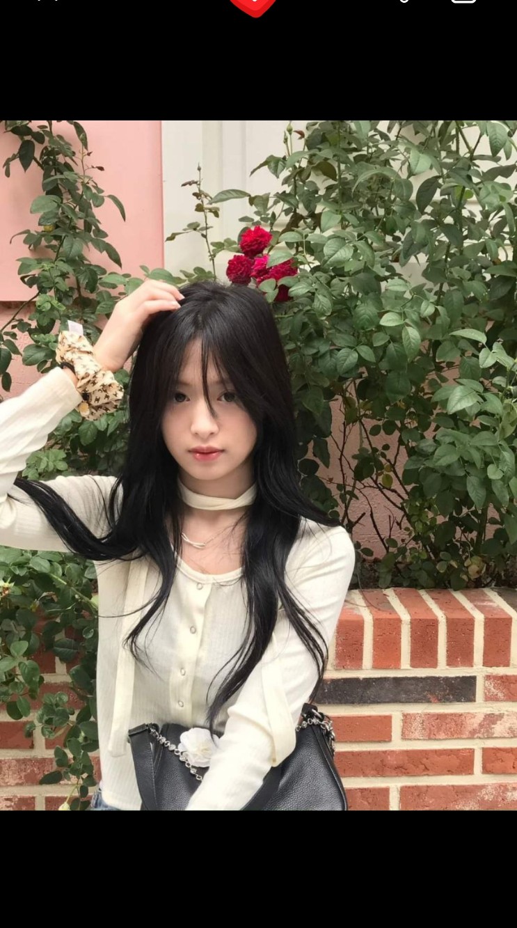 A heartfelt wallpaper shared by Ahyeon (BABYMONSTER)'s fans