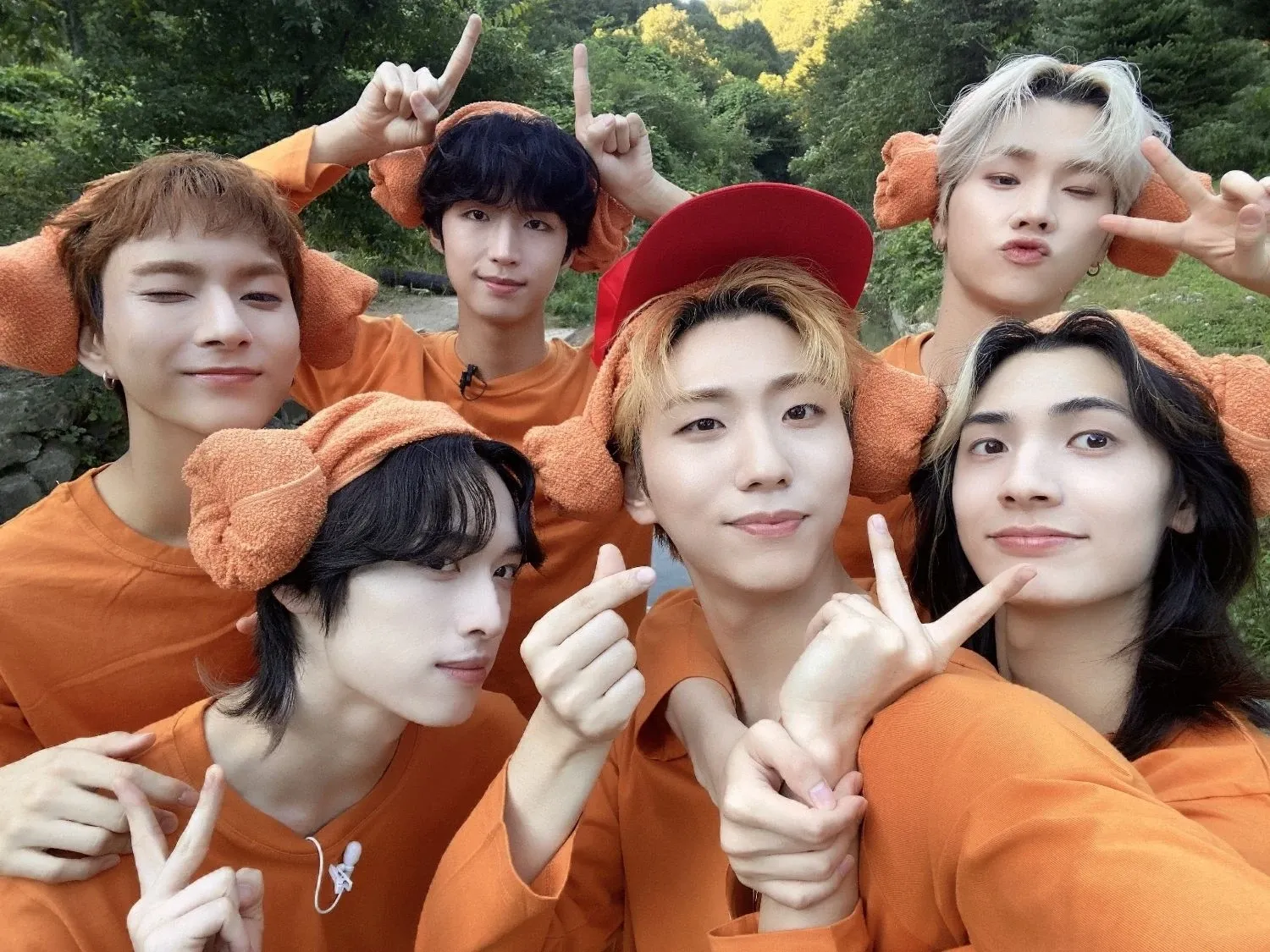 Latest photo of Xdinary Heroes