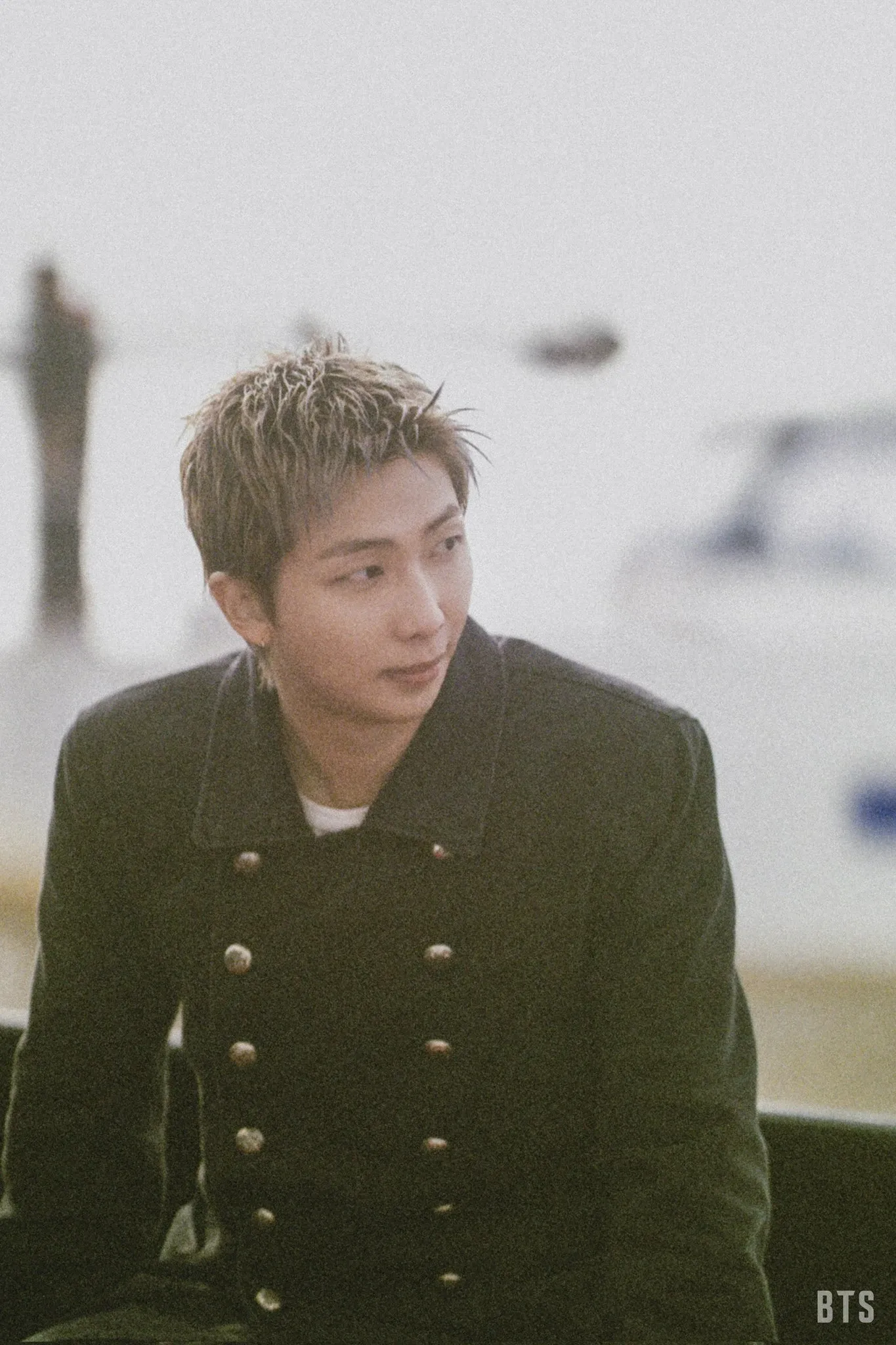 Behind-the-scenes cut of BTS