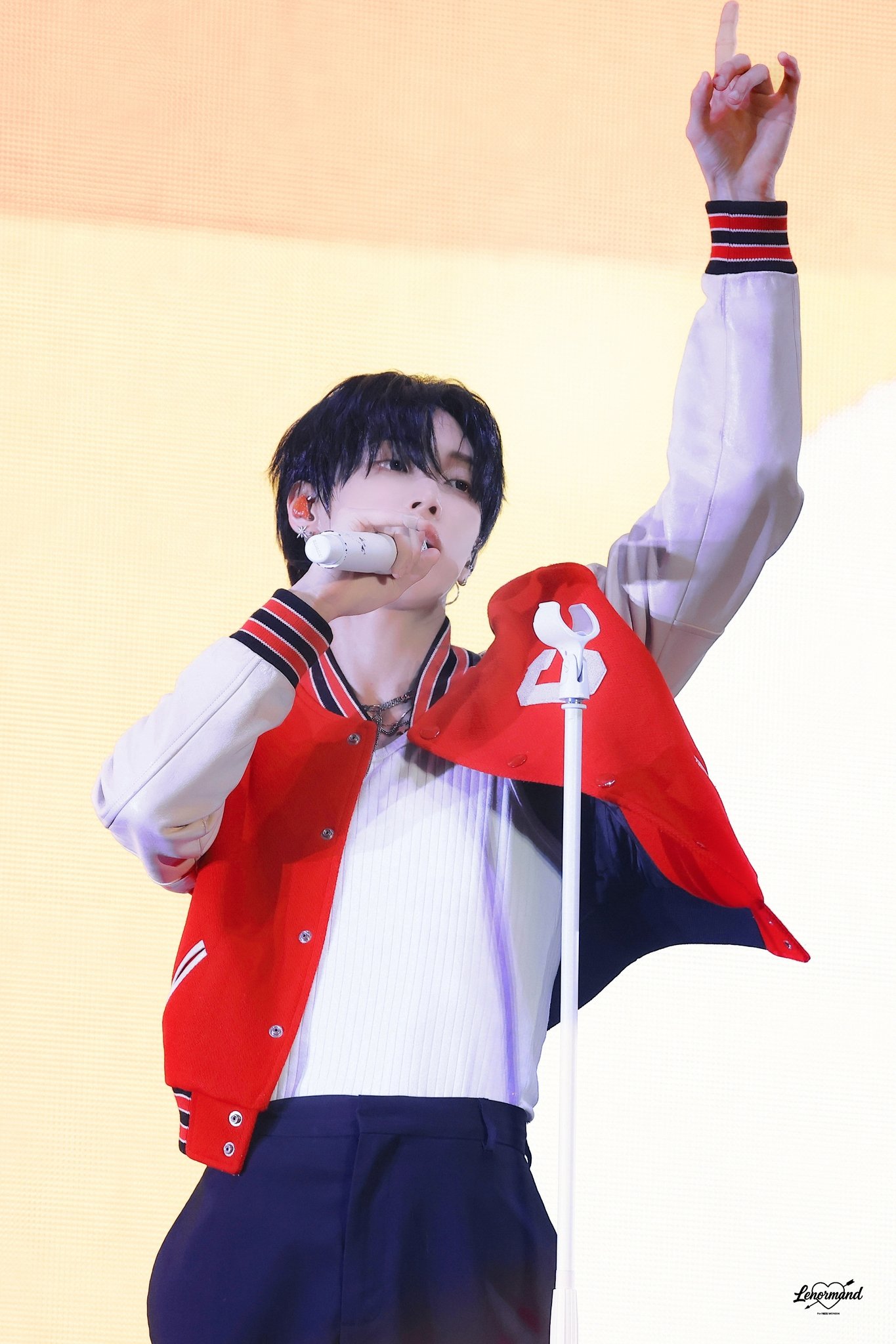 Foto terbaru Wonbin (RIIZE)