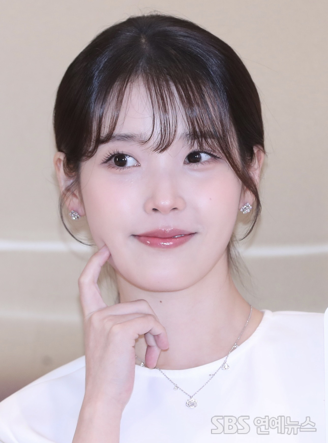 Latest photo of IU