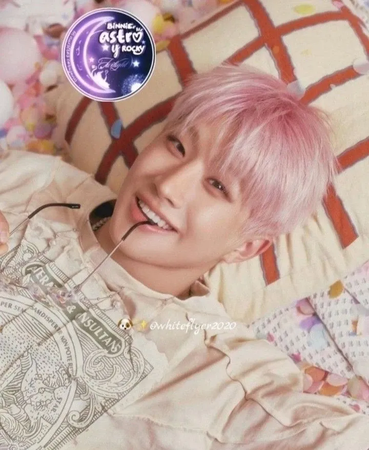 Behind-the-scenes cut of Jinjin (ASTRO)