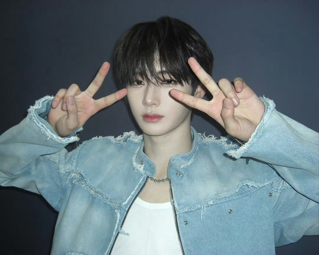 Latest photo of Zhou Anxin (ALPHA DRIVE ONE)