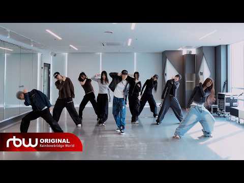 Recent activity shot of Moonbyul (MAMAMOO)