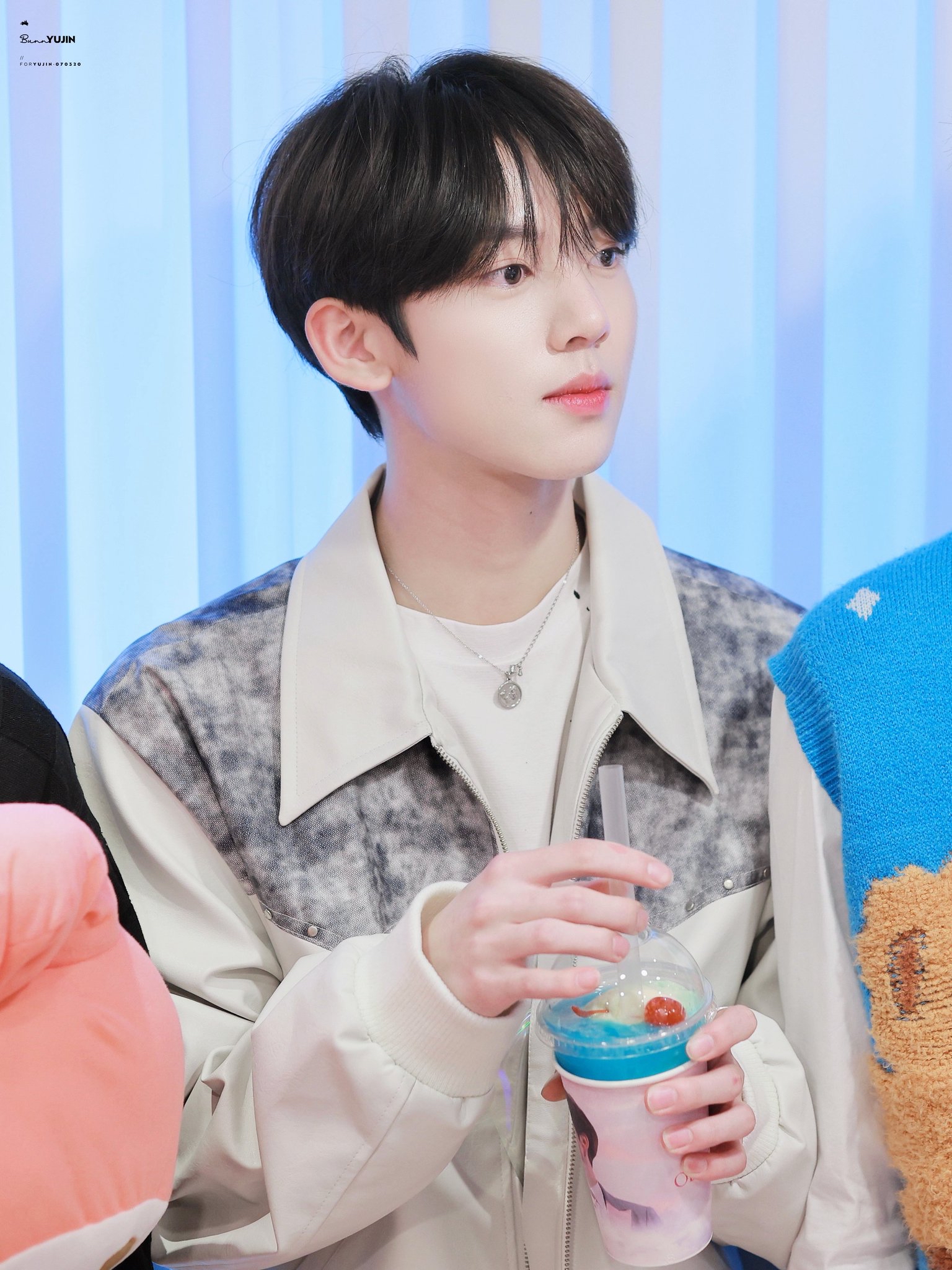 Latest photo of Han Yujin