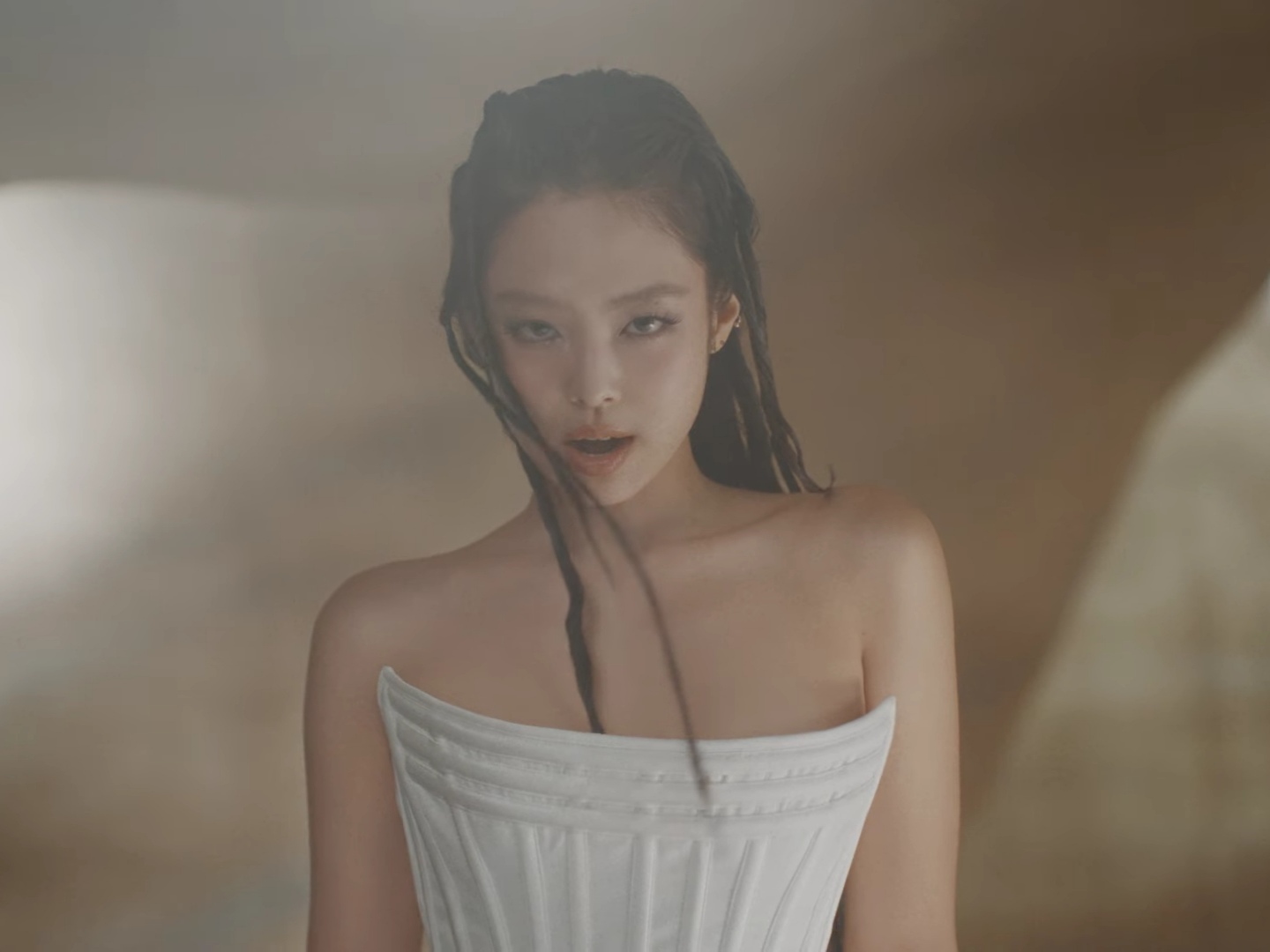 제니 (BLACKPINK)의 최신 사진