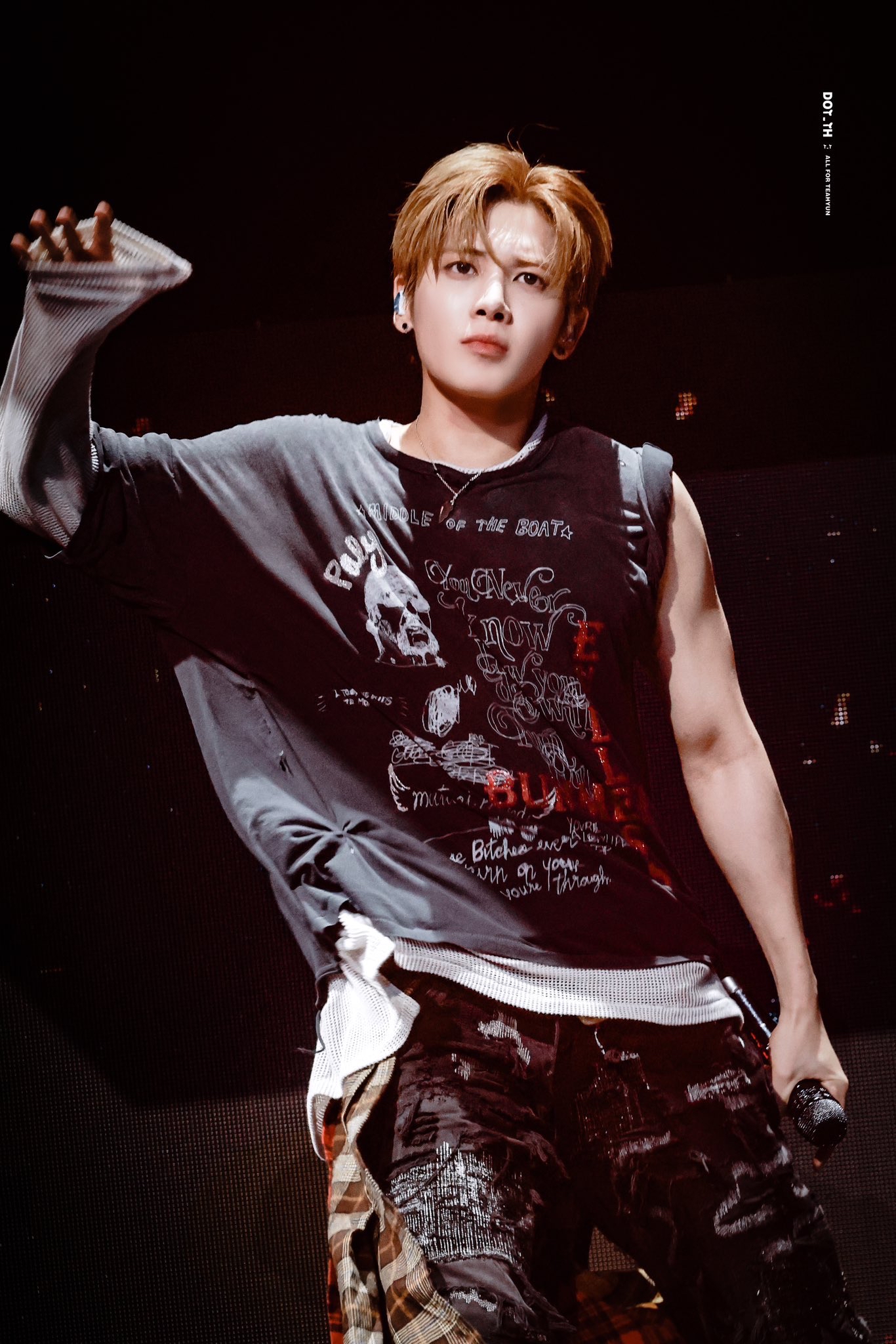 태현 (투모로우바이투게더) 최근 활동샷