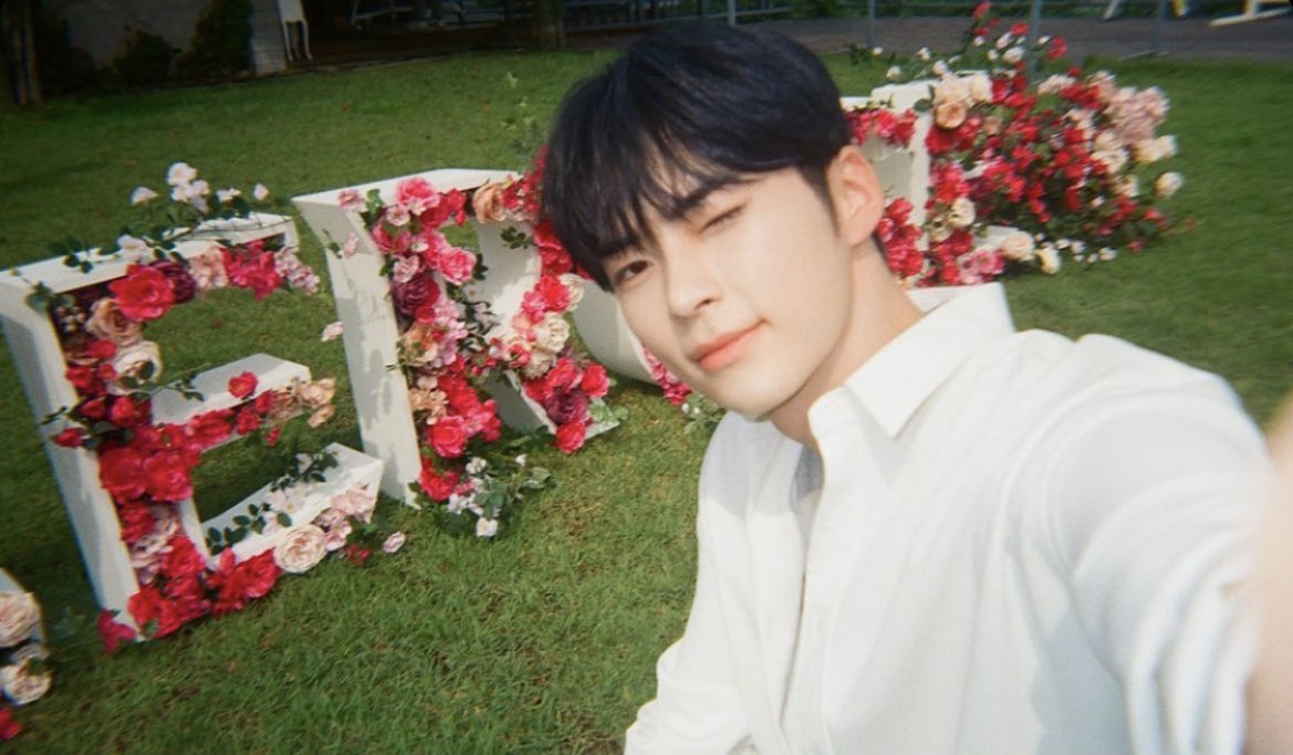 성한빈 (제로베이스원) 최근 활동샷