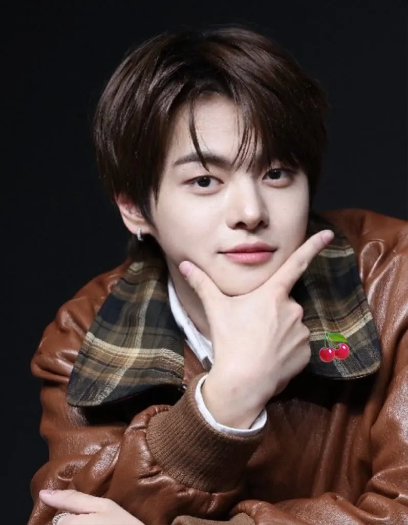 Behind-the-scenes cut of Lee Leo (ALPHA DRIVE ONE)