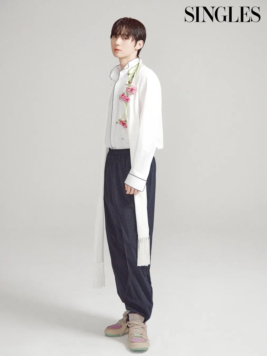 A moment captured by Hwang Minhyun's fan