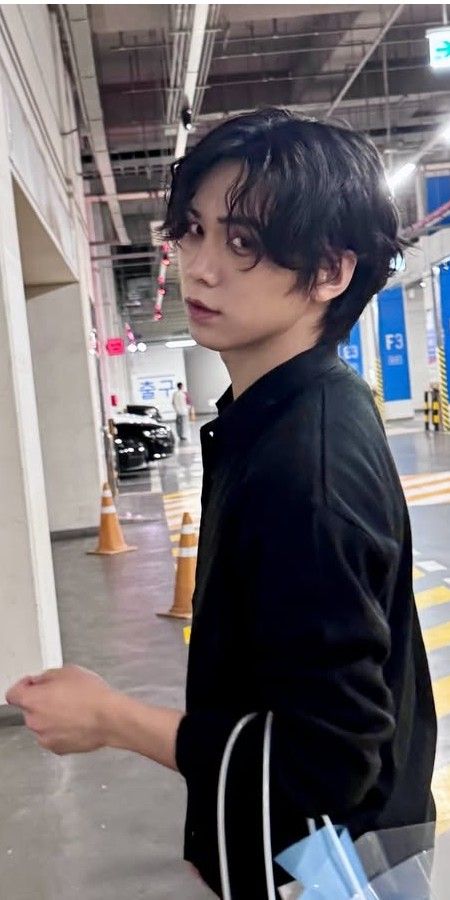 Today's most popular wallpaper in the Rocky community