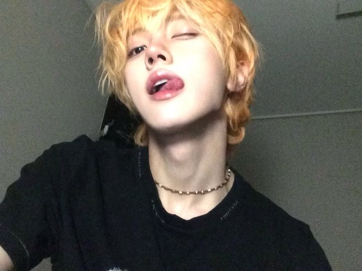 Latest photo of Seongmin (CRAVITY)