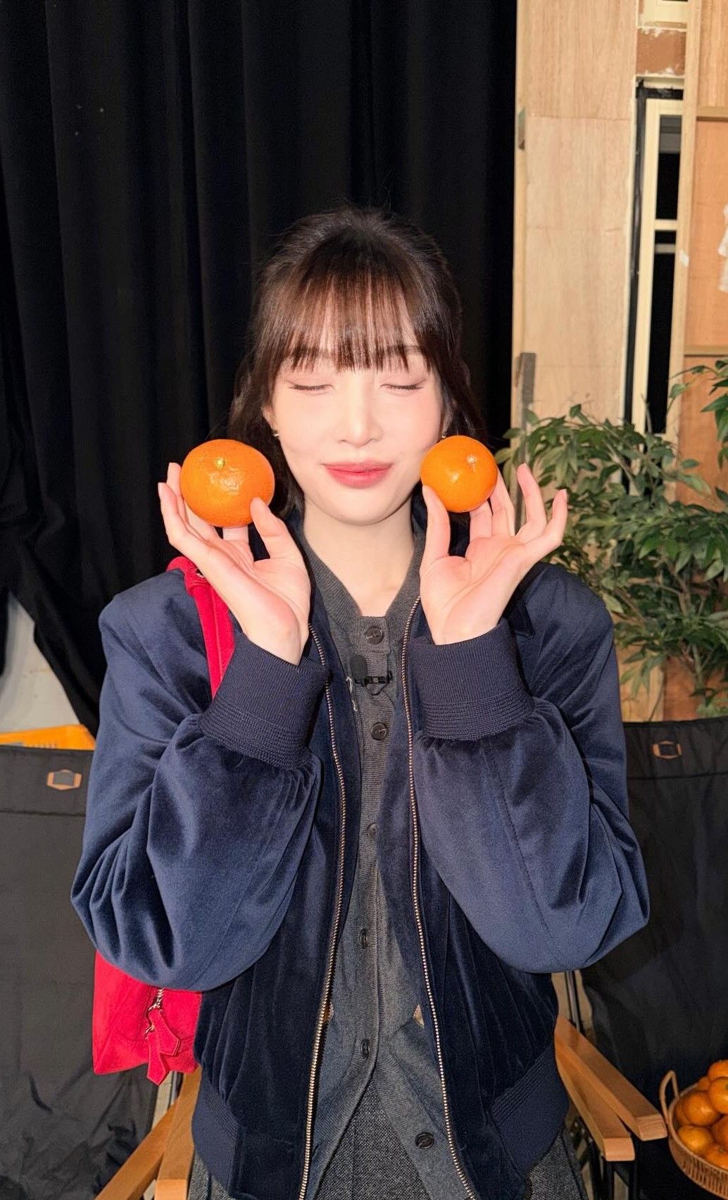 A moment captured by Joy (Red Velvet)'s fan