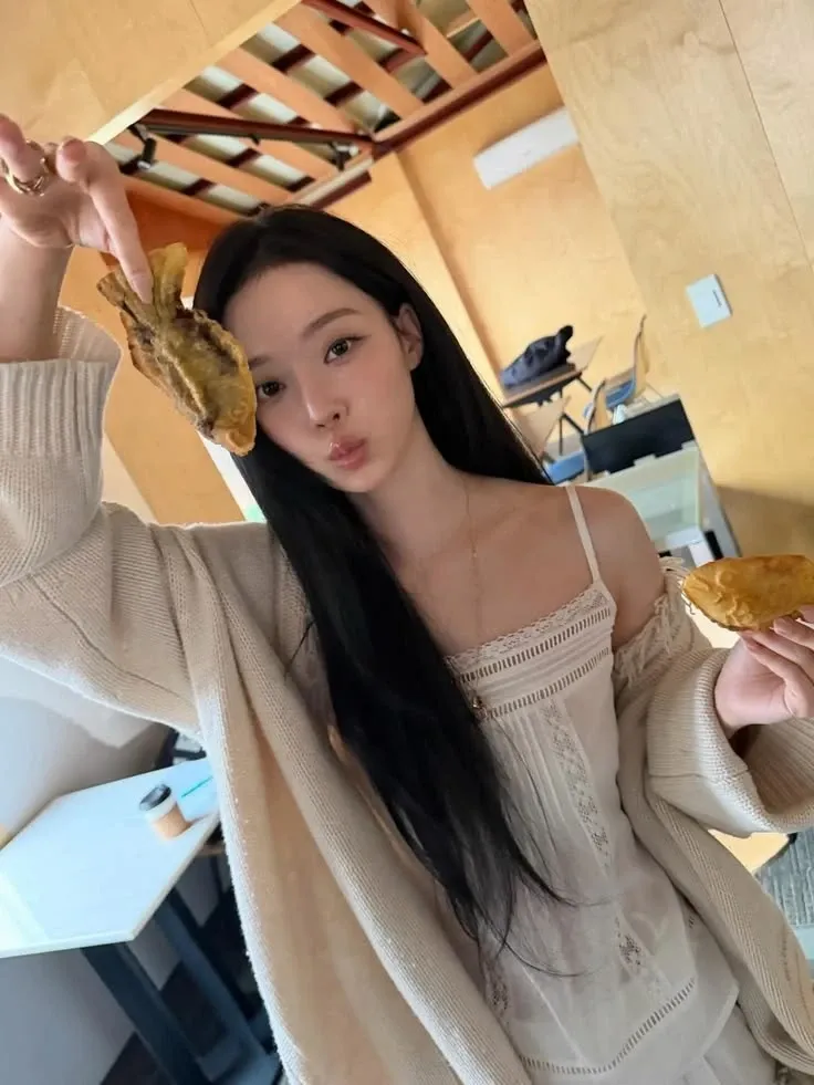 윈터 (에스파) 최근 활동샷