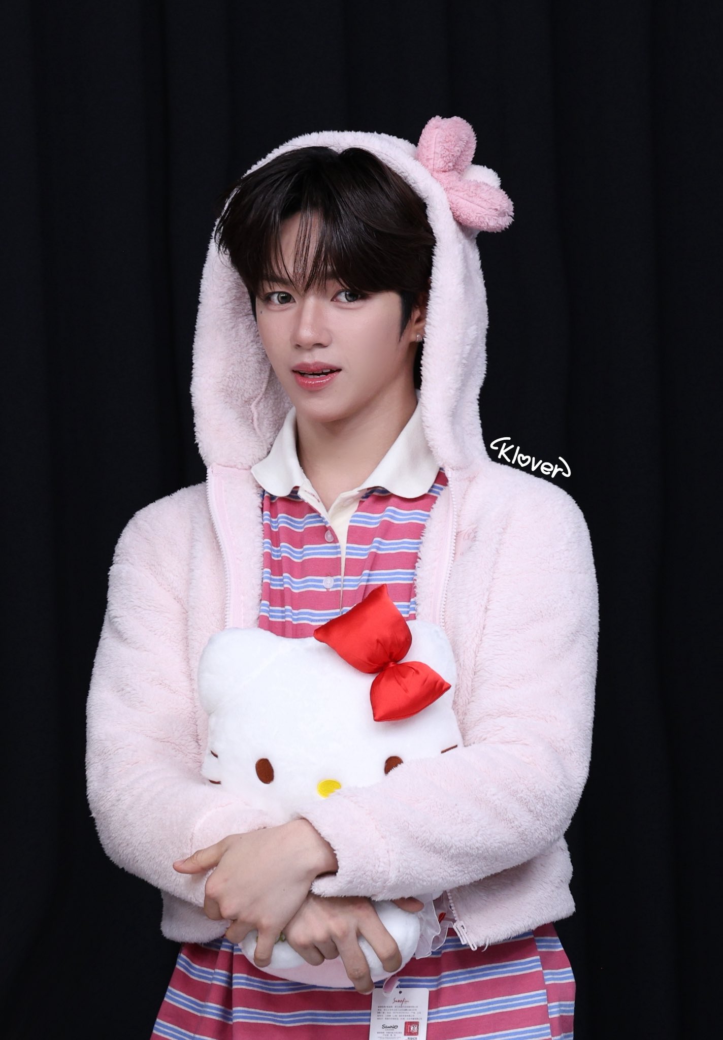 Recent activity shot of JL (AHOF)