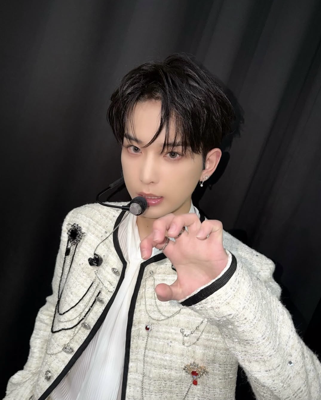 Behind-the-scenes cut of Harua (&TEAM)