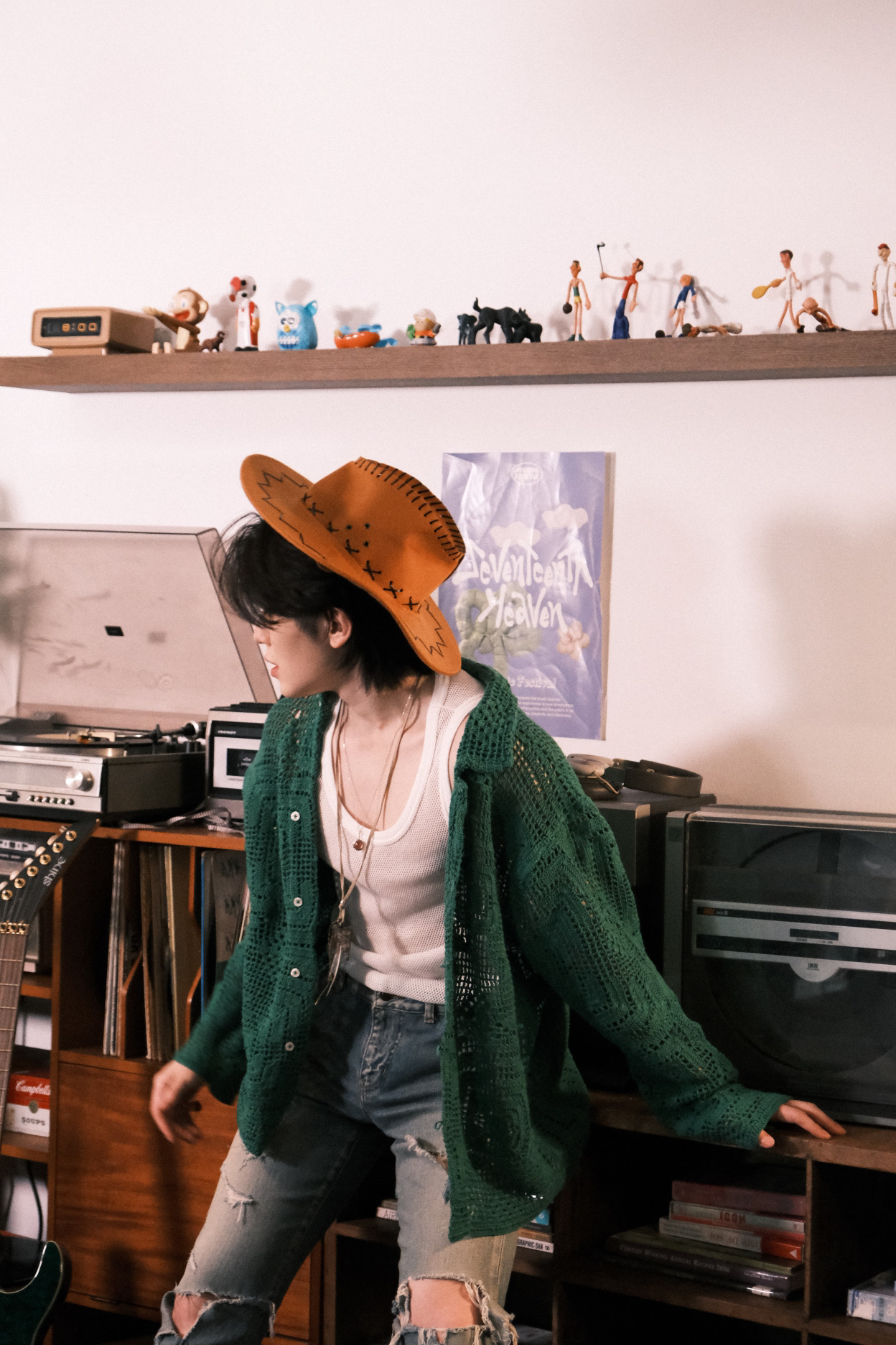 Latest photo of Woozi (SEVENTEEN)