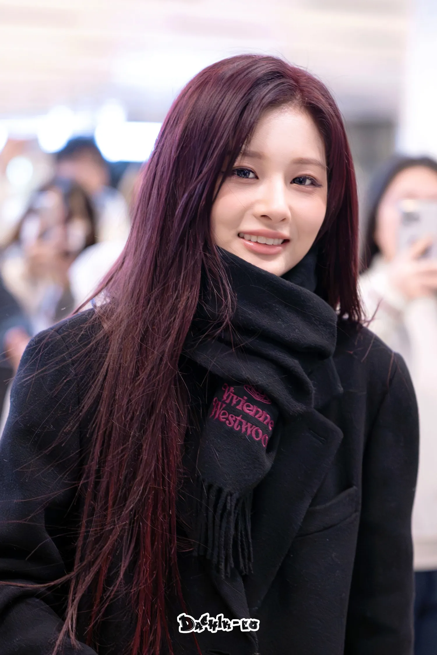 Recent activity shot of NMIXX