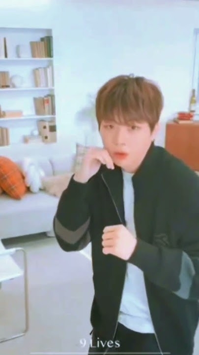 강다니엘 커뮤니티에서 인기있는 오늘의 배경화면