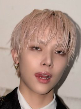 Behind-the-scenes cut of Nicholas (&TEAM)