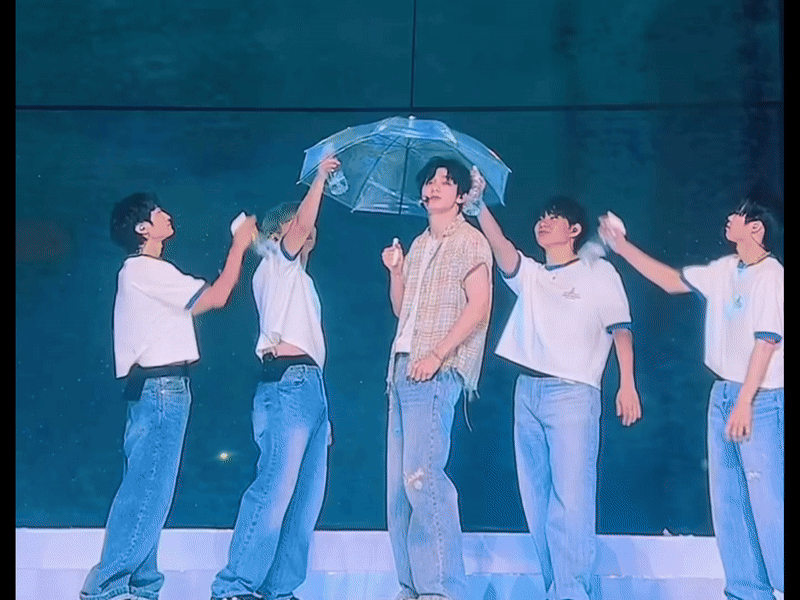 Foto aktivitas terbaru Soobin (TOMORROW X TOGETHER)