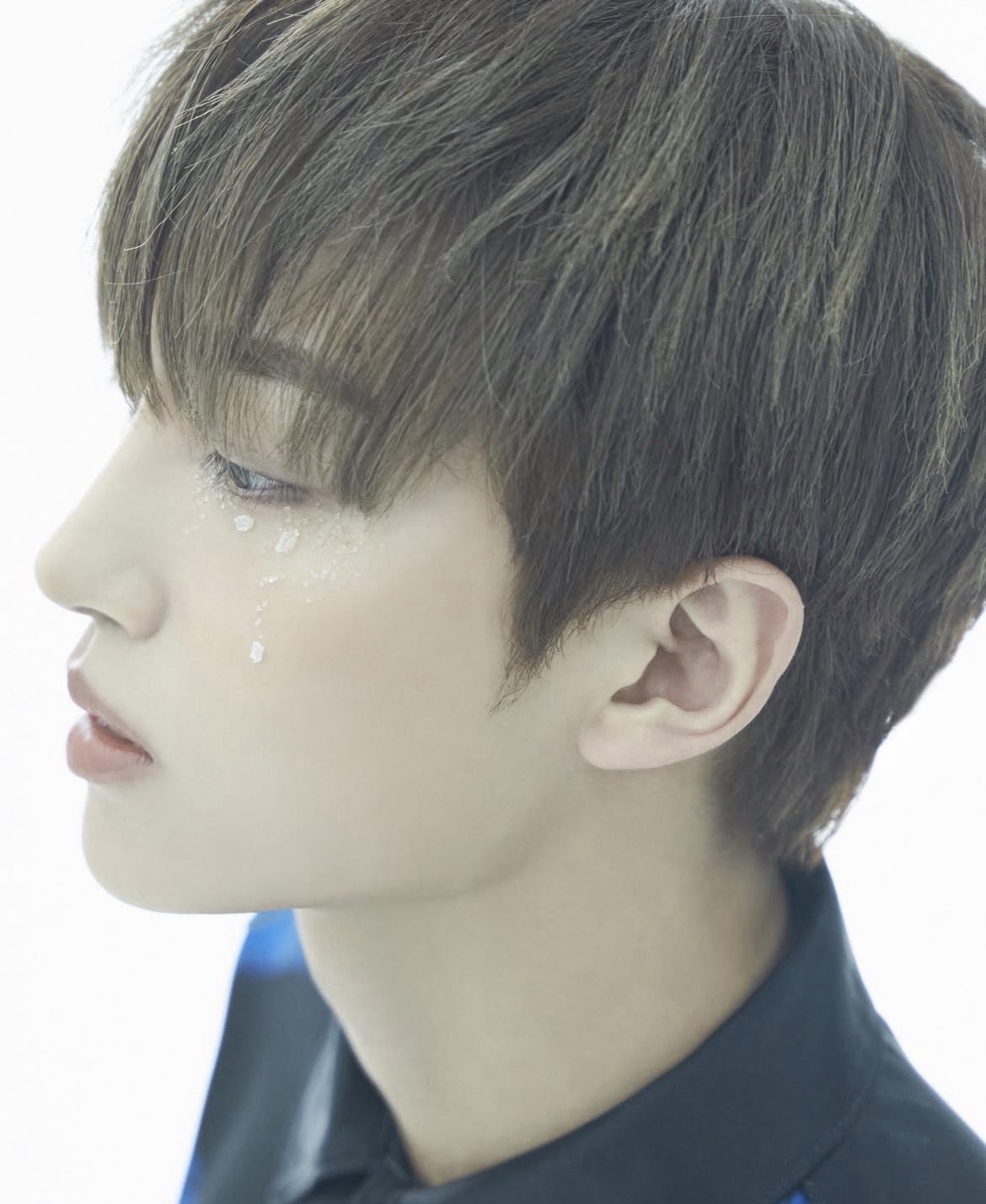 A moment captured by UP10TION's fan