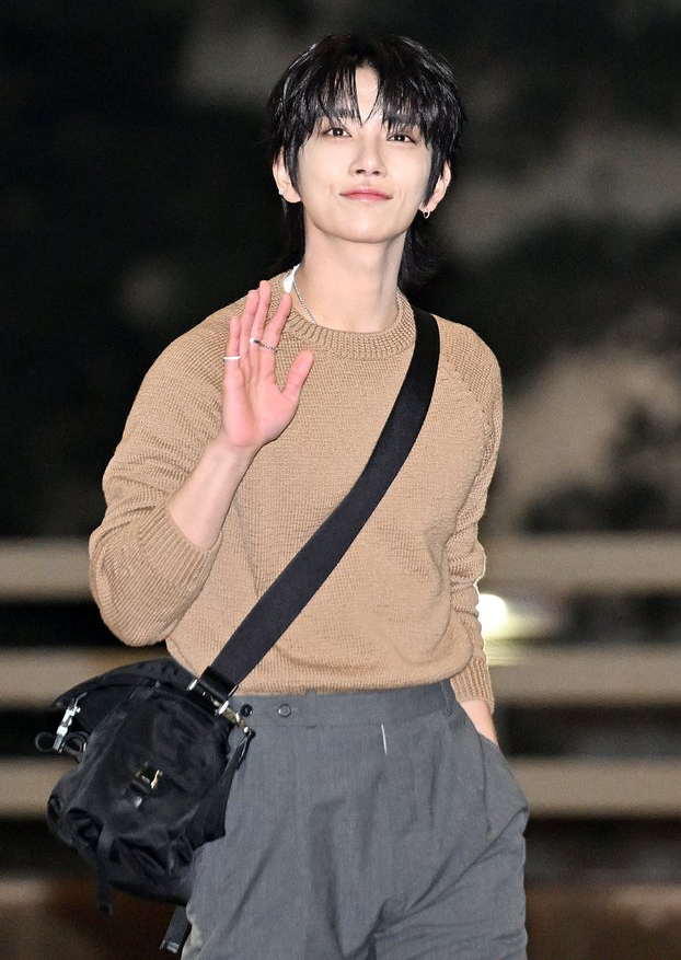 Latest photo of Joshua (SEVENTEEN)