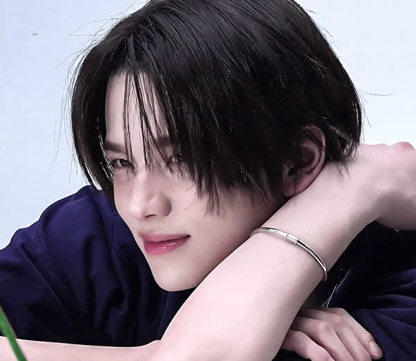 TWS シニュ ファンダムコミュニティ │ KPOP人気No.1アプリ 最愛ドル