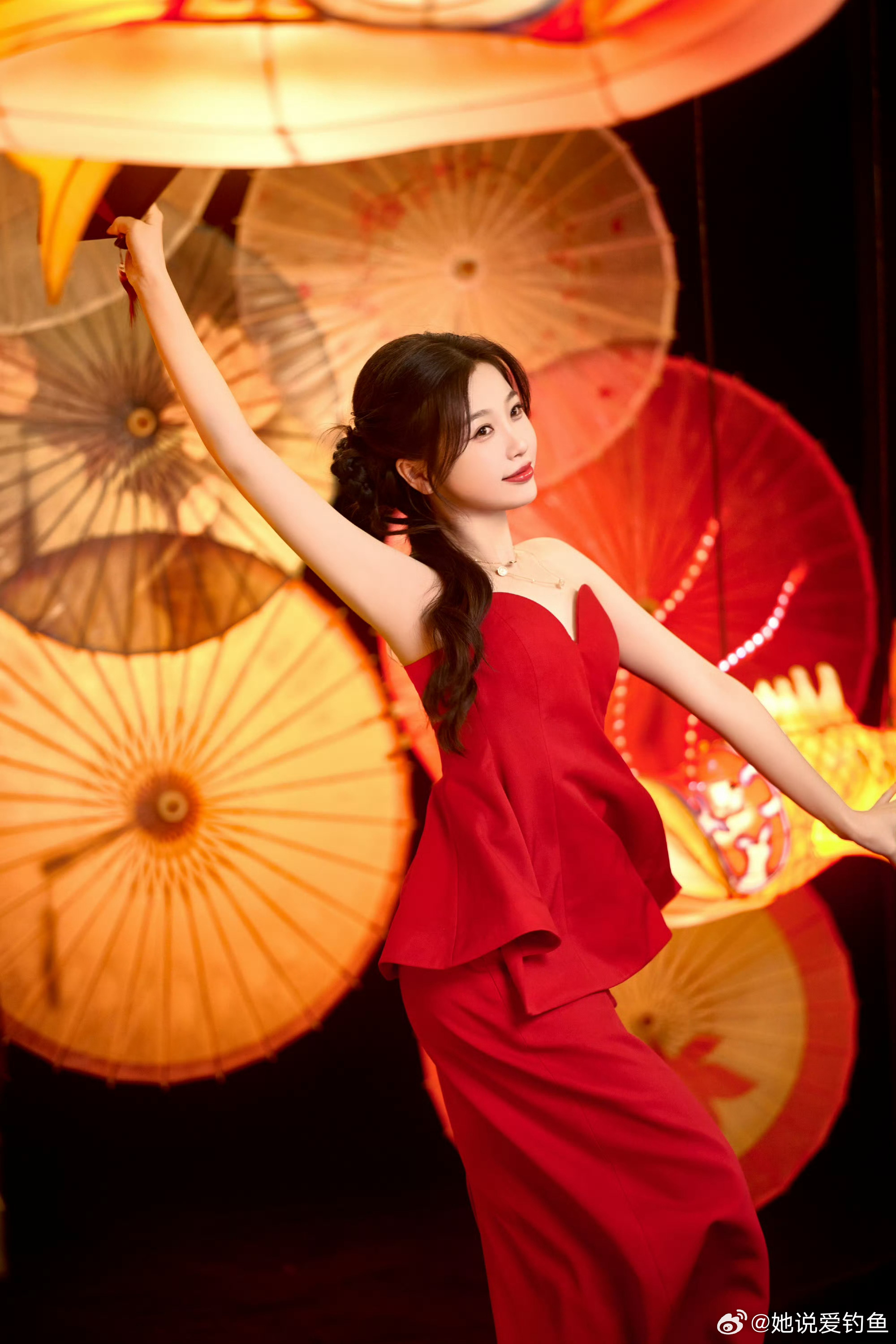 Behind-the-scenes cut of Esther Yu