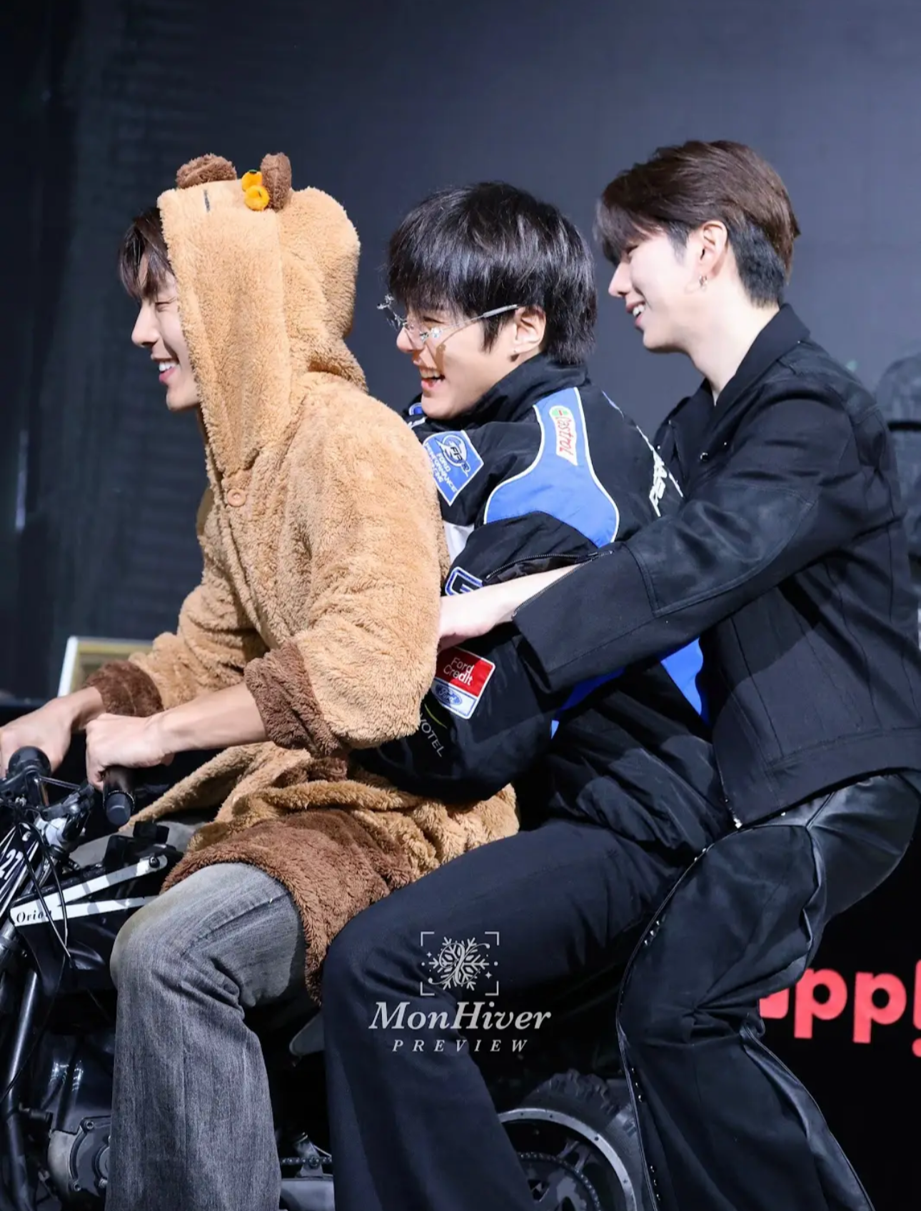 셔누 (몬스타엑스) 최근 활동샷