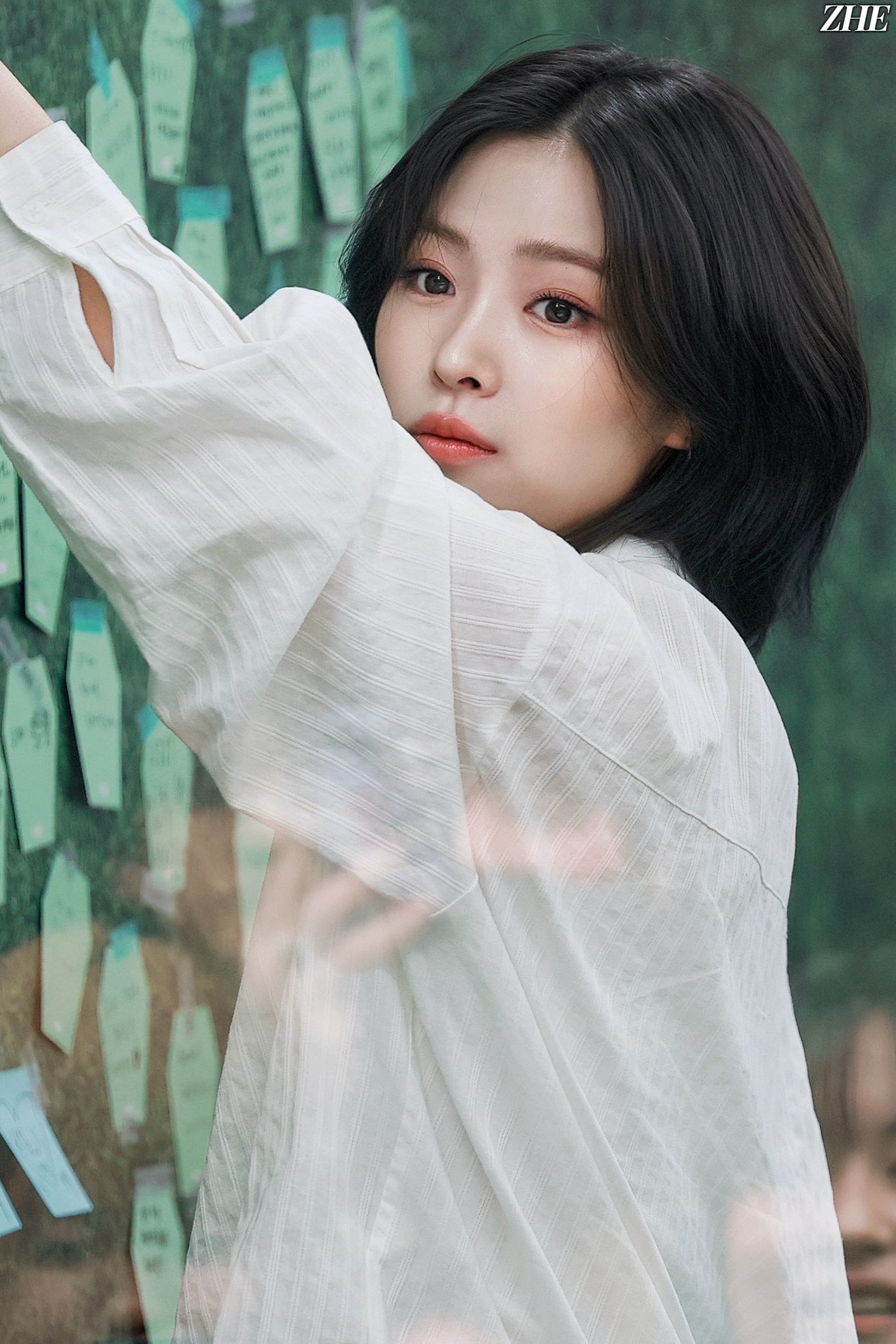 Latest photo of Ryujin (ITZY)