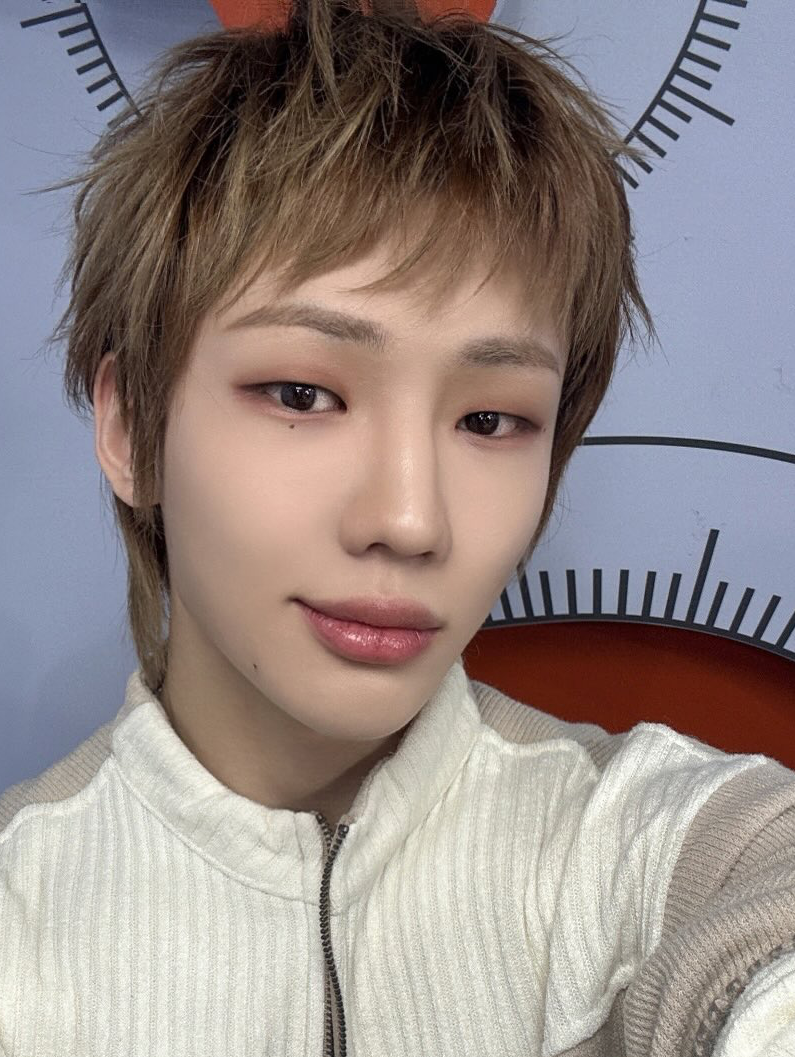 Latest photo of Junhyeok (TNX)