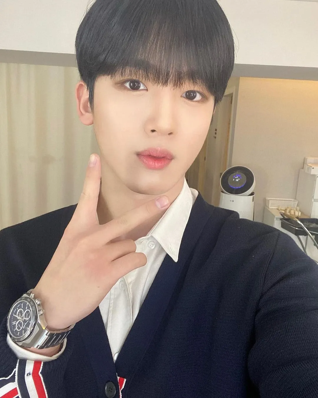 Behind-the-scenes cut of Kim Yohan (WEi)