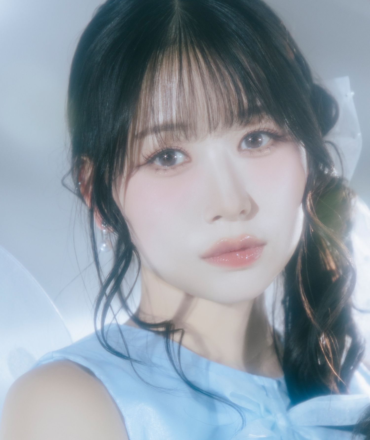 Behind-the-scenes cut of Kasahara Momona (ME:I)