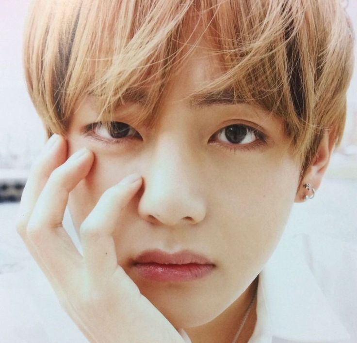 V (BTS)の最新写真