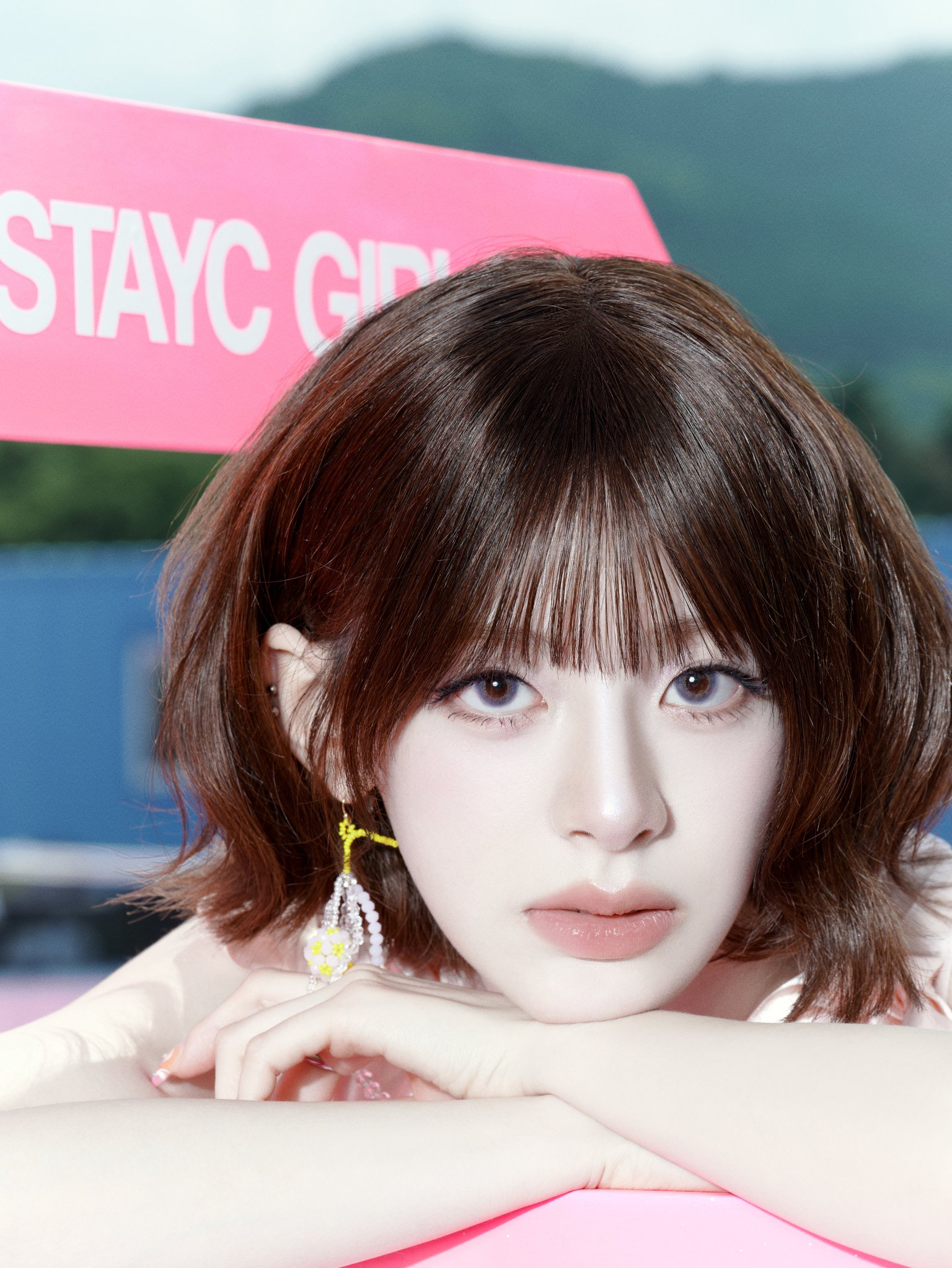 Recent activity shot of Seeun (STAYC)