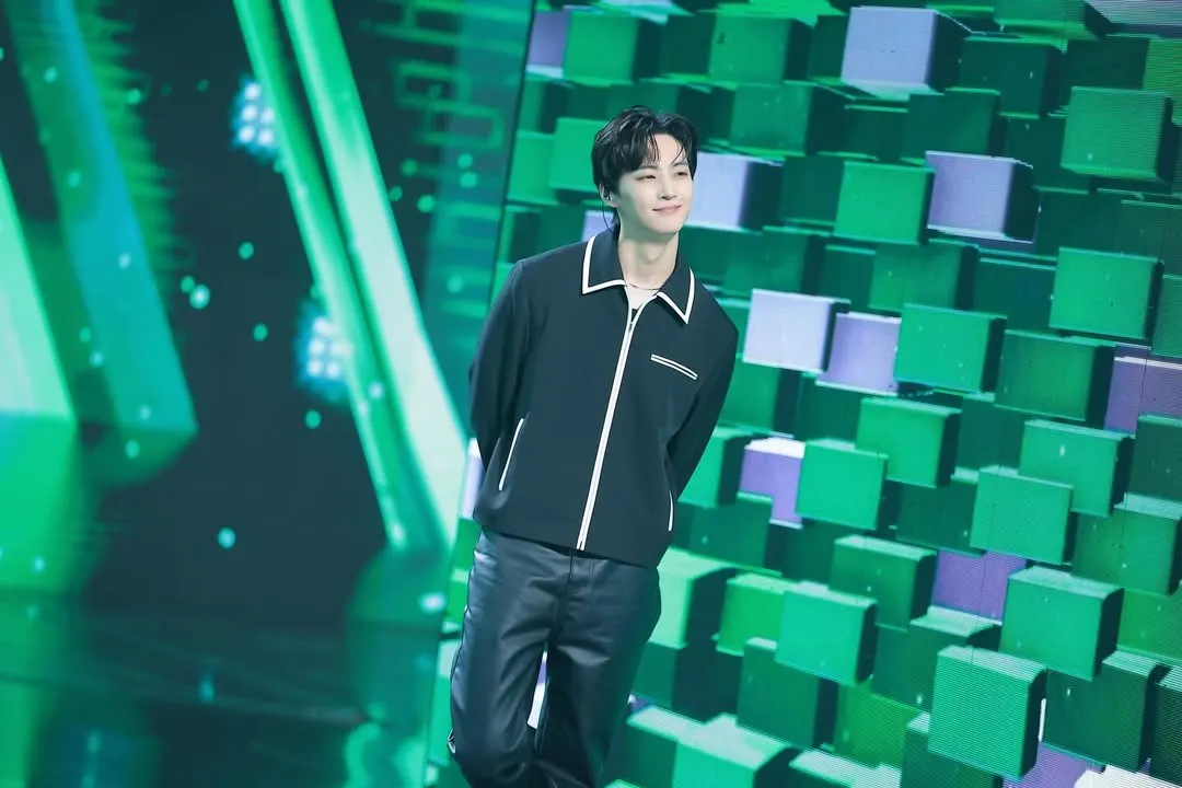 Latest photo of JAY B (GOT7)