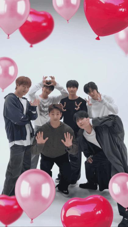 A moment captured by Hyungwon (MONSTA X)'s fan