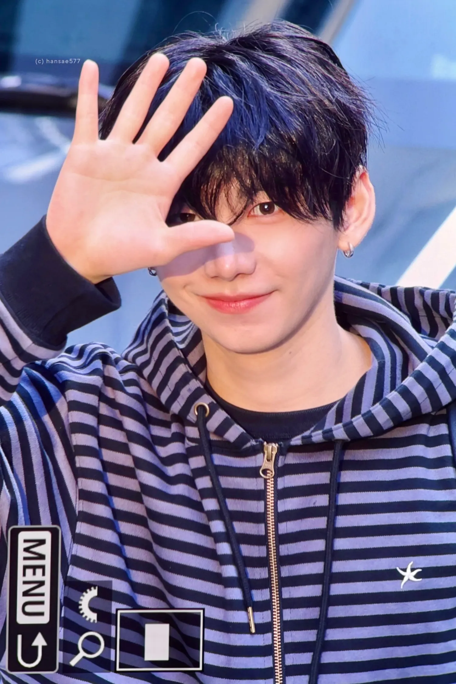 パク・ハン (AHOF)の舞台裏ショット