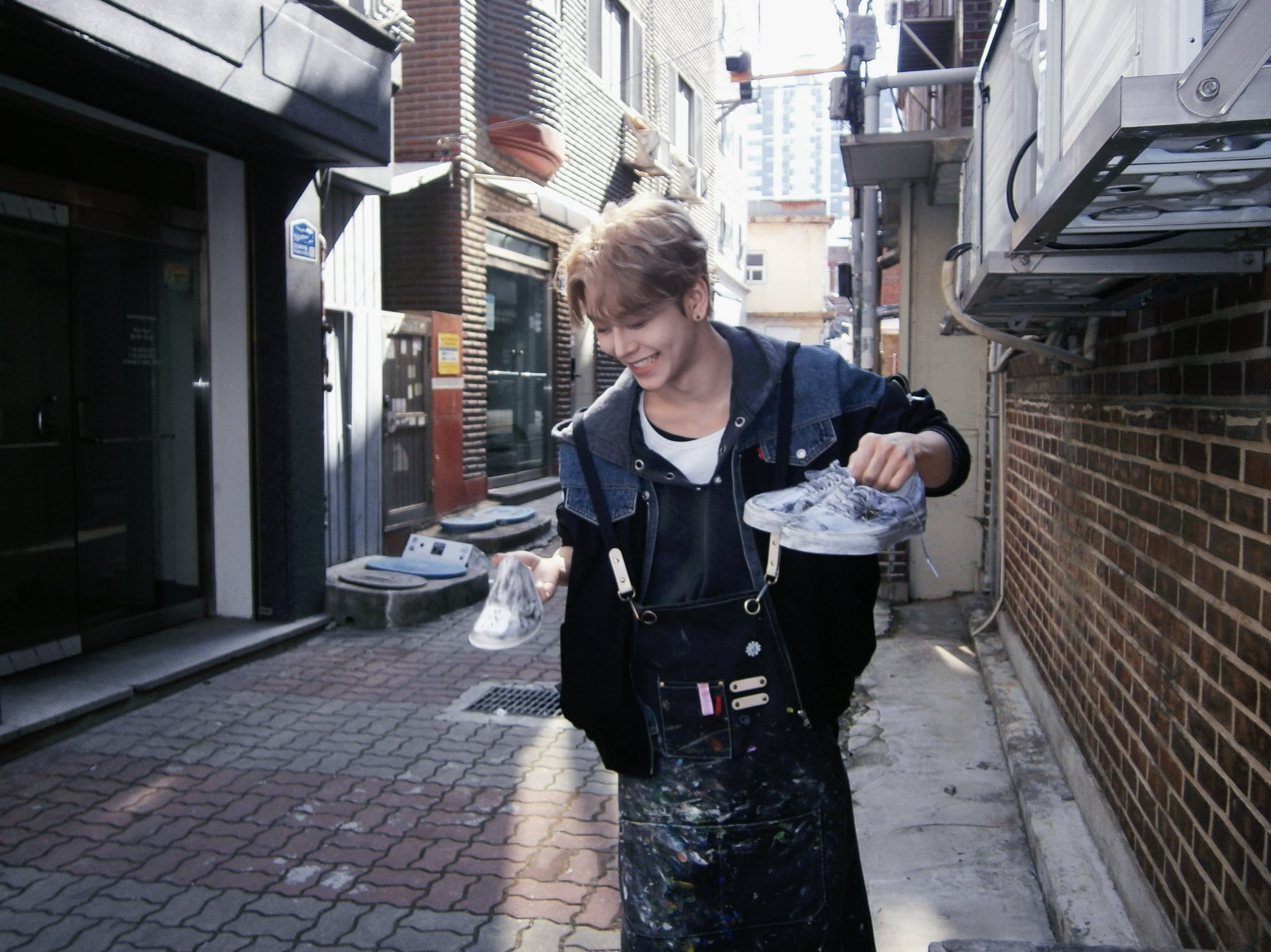 Behind-the-scenes cut of He Xinlong (ALPHA DRIVE ONE)