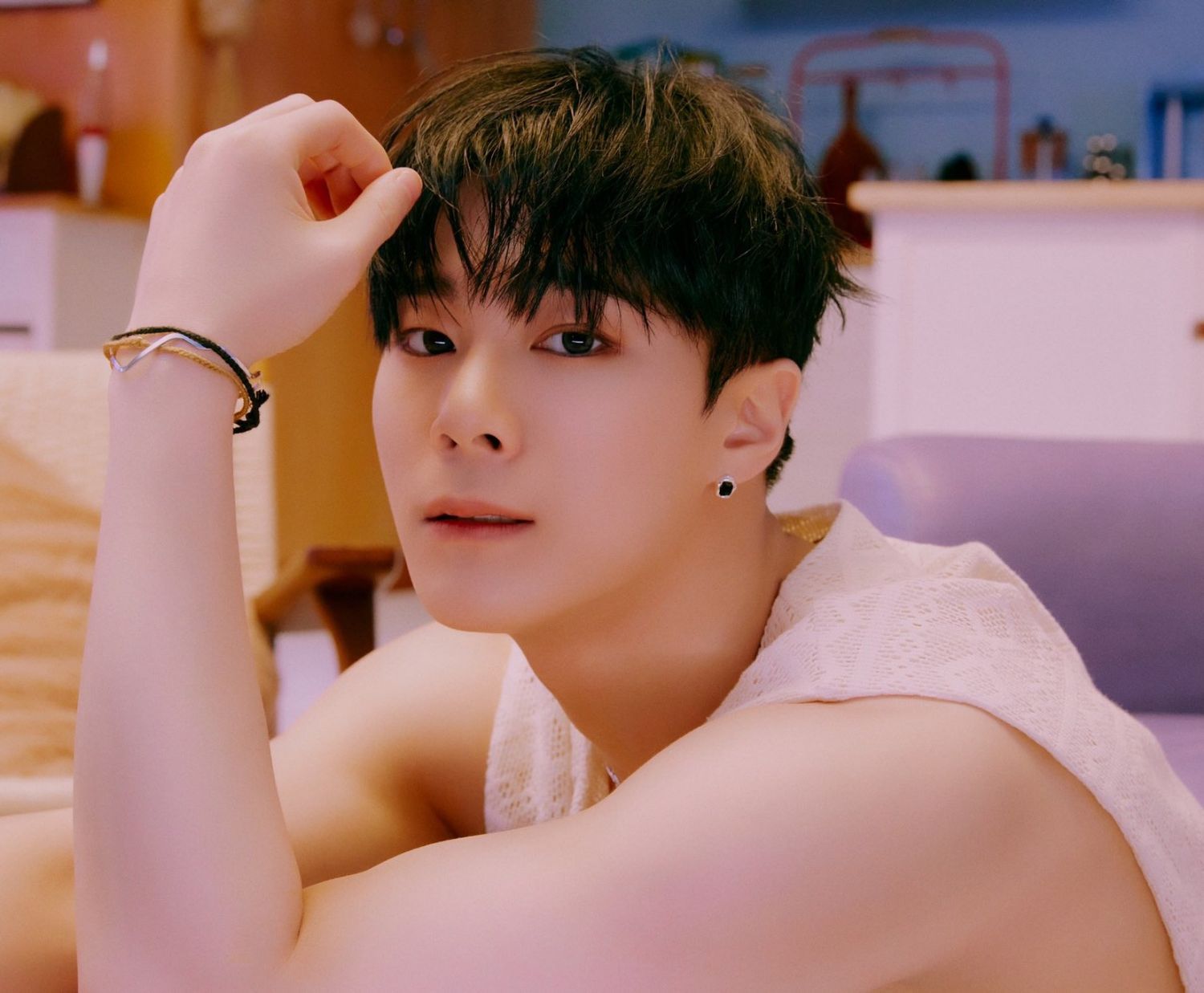 Latest photo of Moonbin (ASTRO)