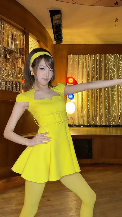 Behind-the-scenes cut of Choi Yena