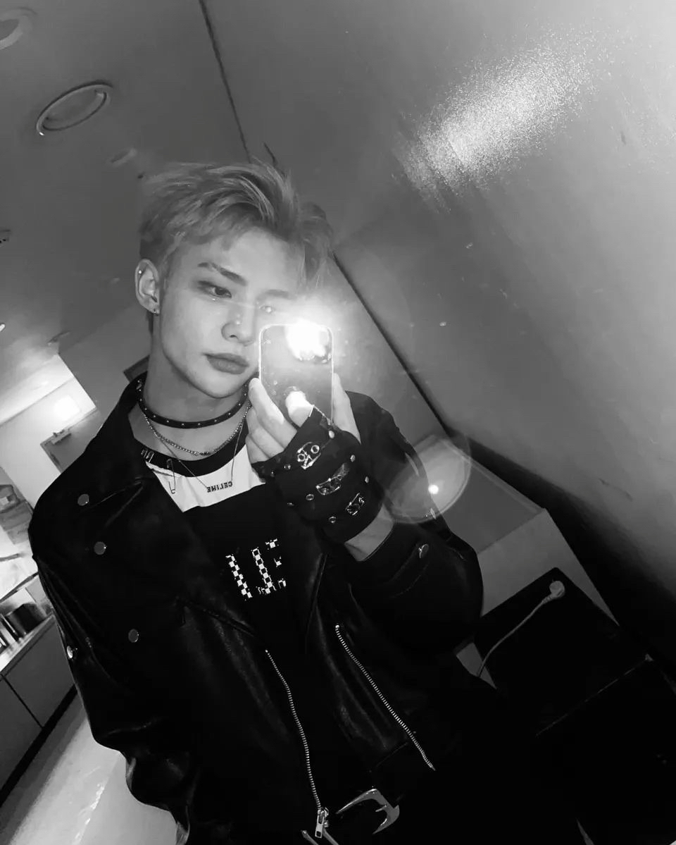 Latest photo of Hyunjin (Stray Kids)