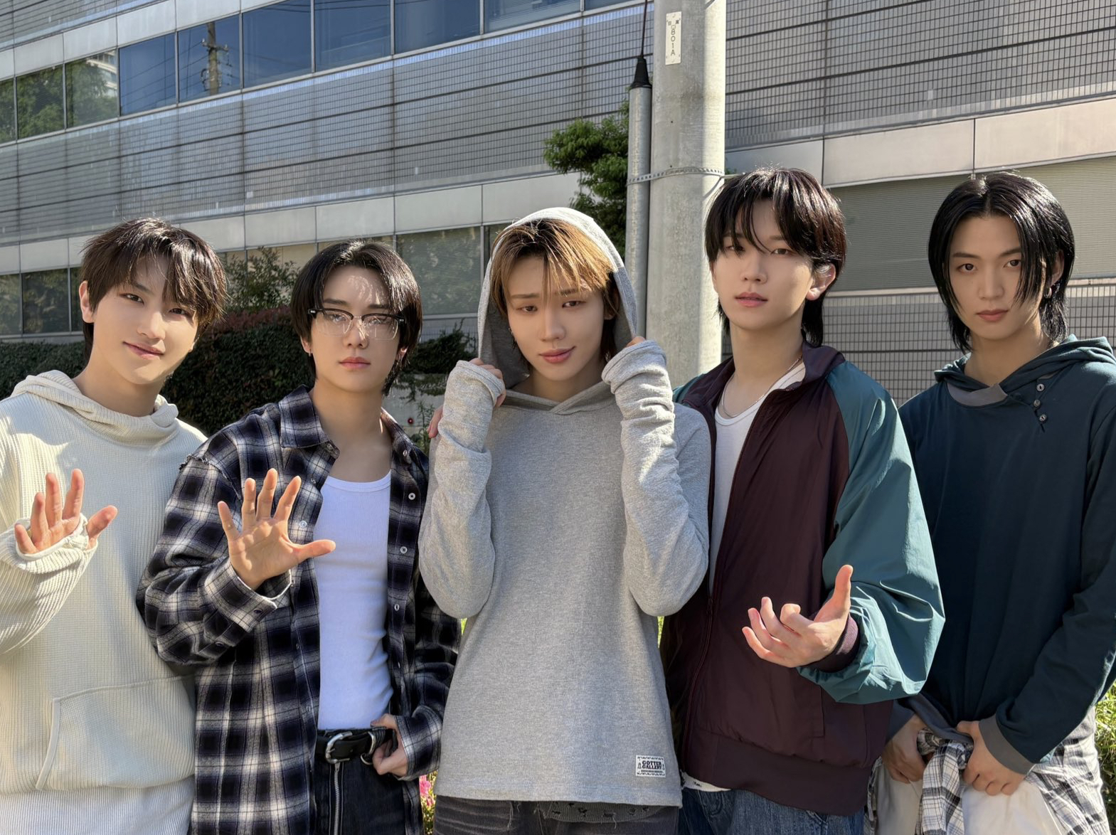 TNXの舞台裏ショット