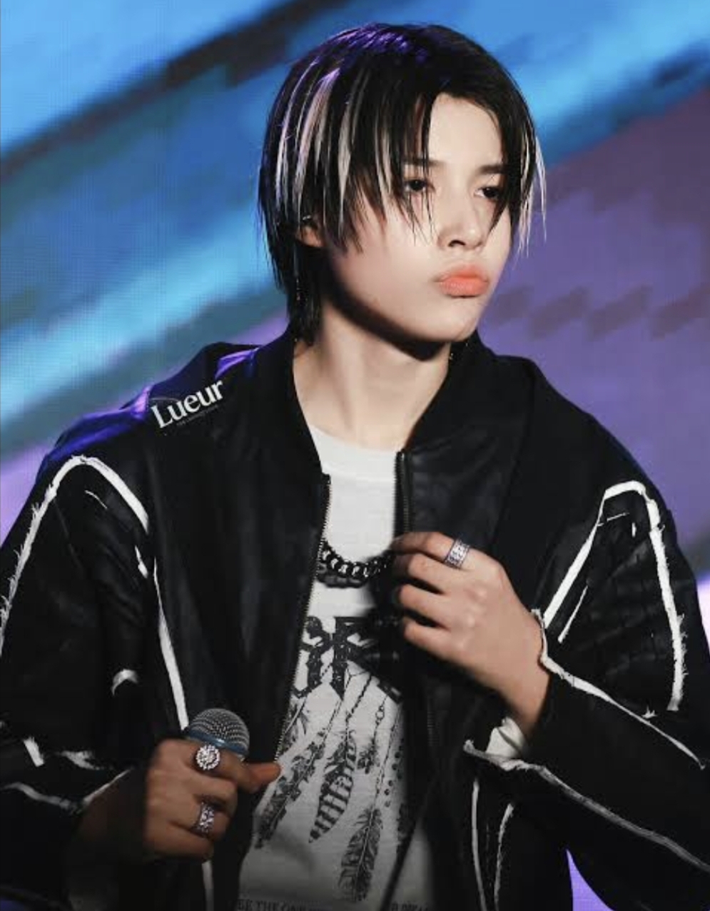 K-POP posts beloved by 자유게시판 fans