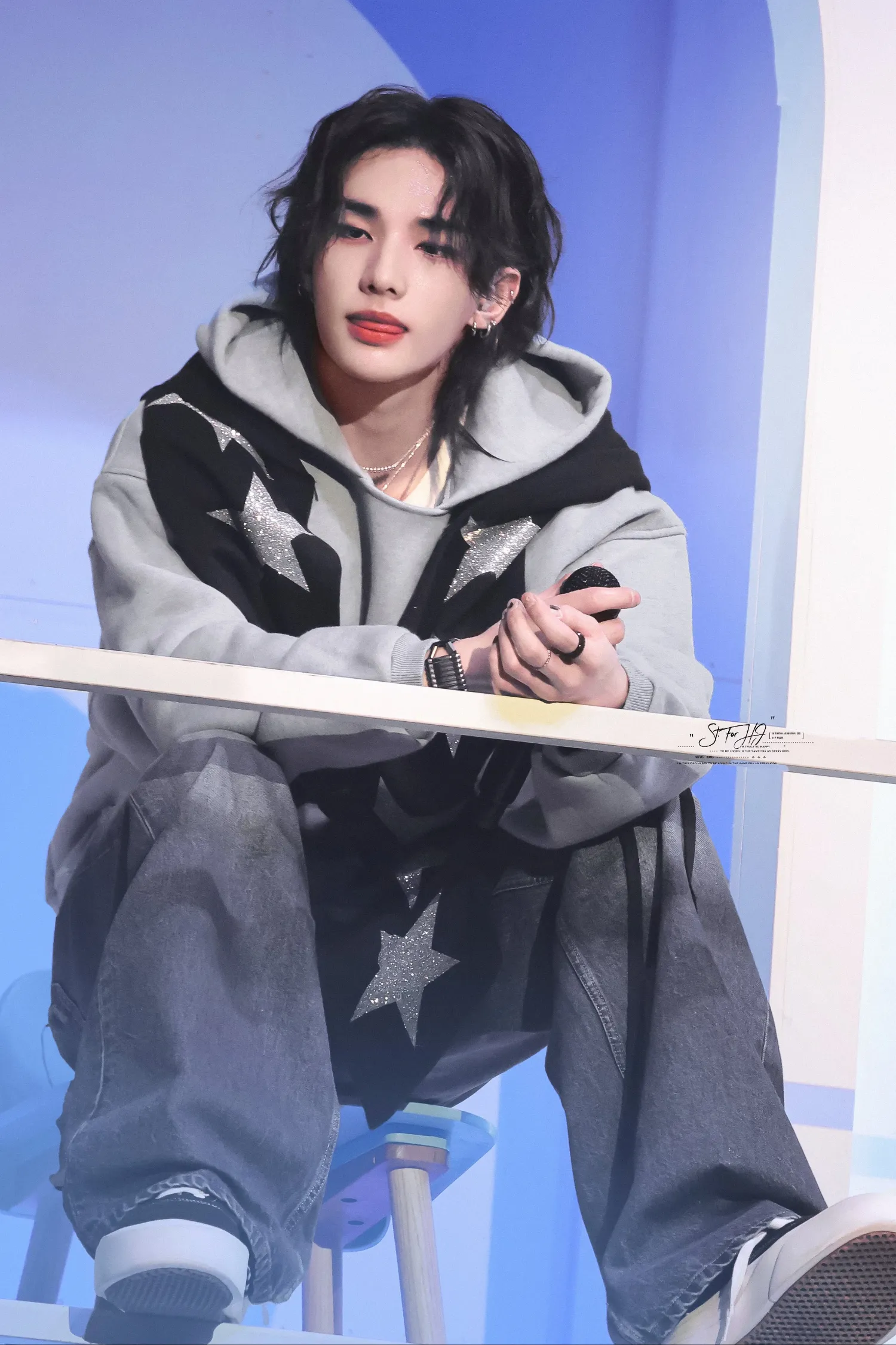 Latest photo of Hyunjin (Stray Kids)