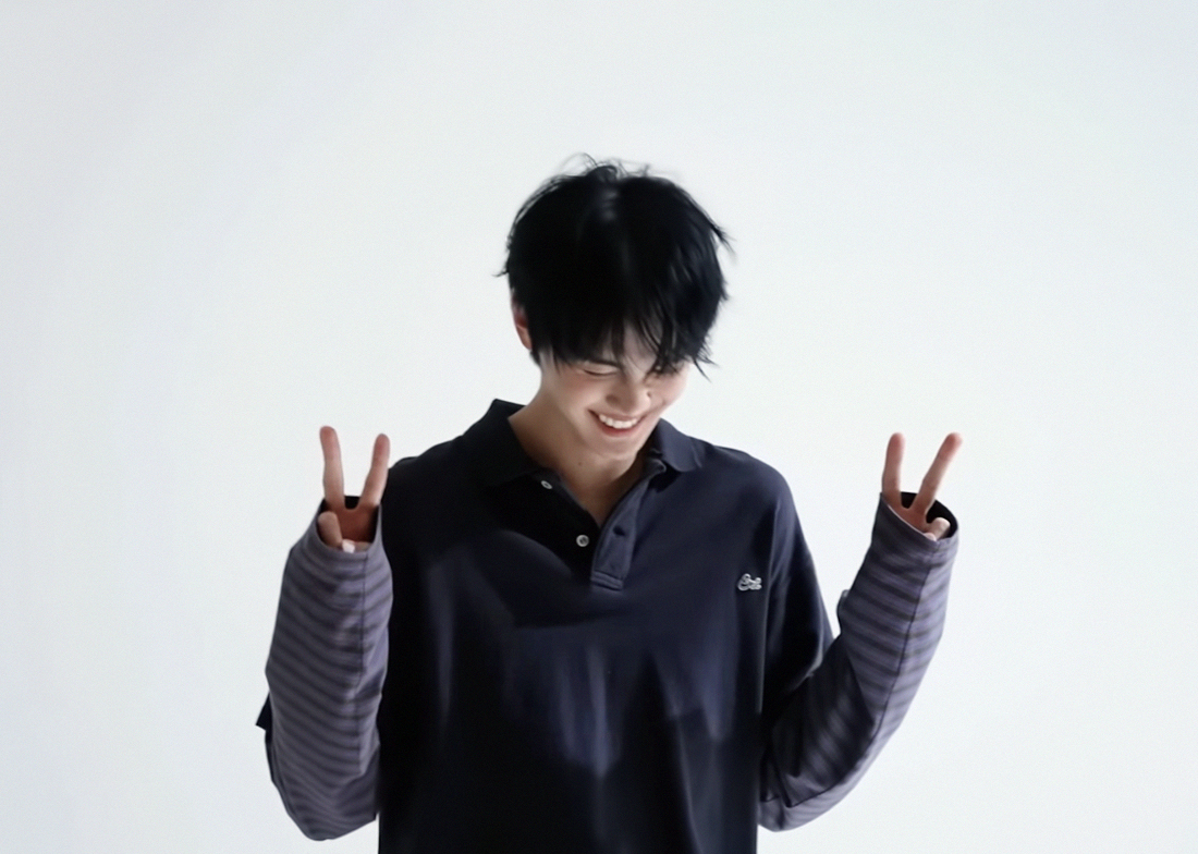 Behind-the-scenes cut of Kim Gyuvin (ZEROBASEONE)