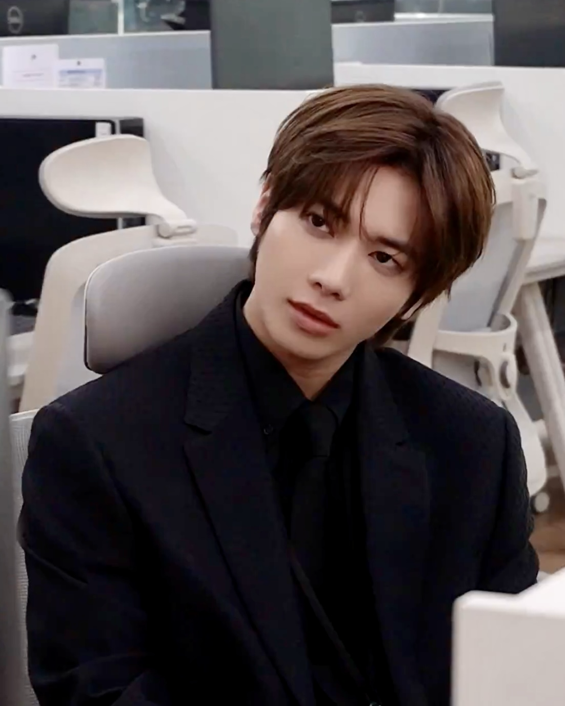 태현 (투모로우바이투게더) 최근 활동샷