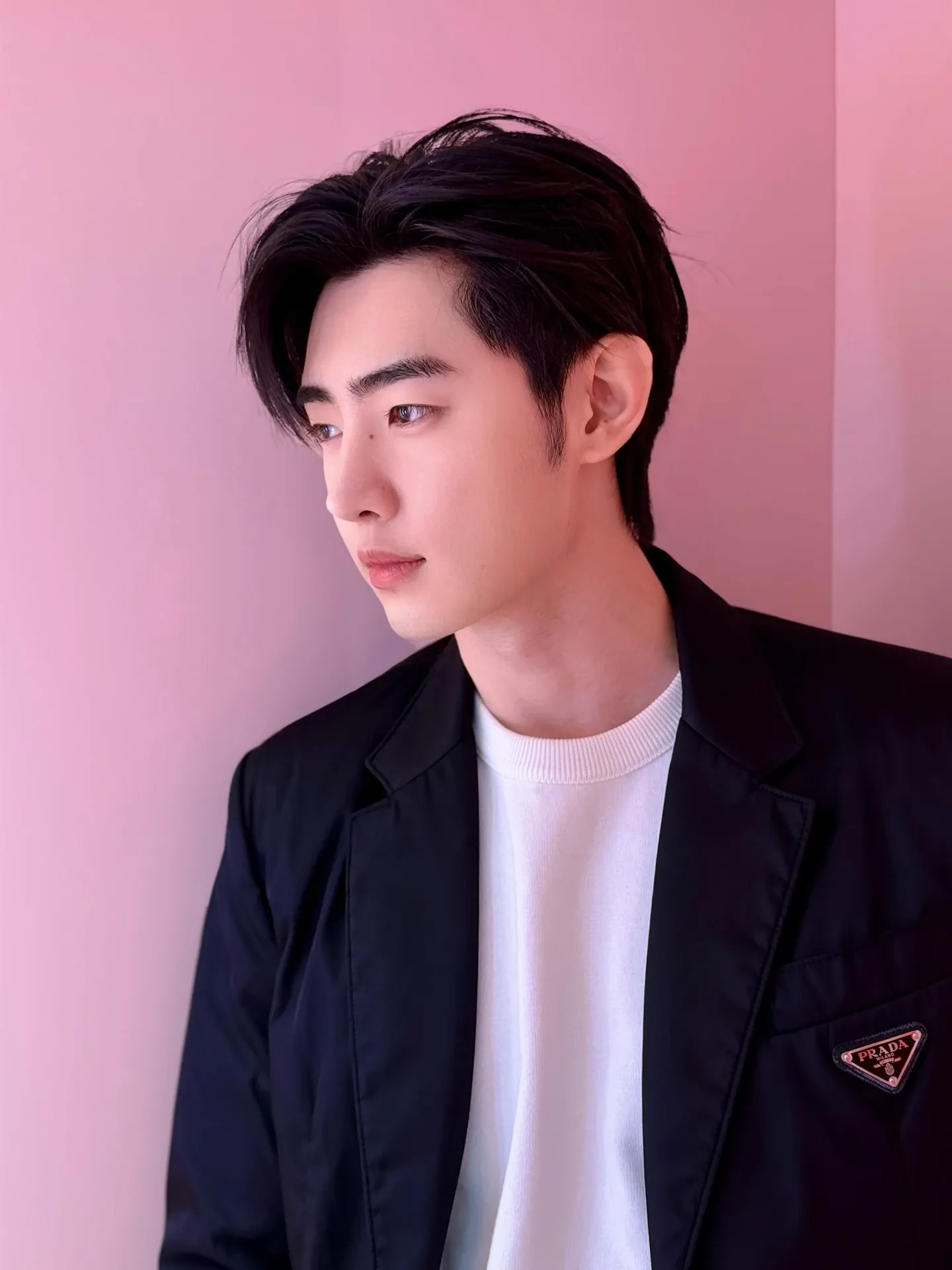Foto aktivitas terbaru Sunghoon (ENHYPEN)