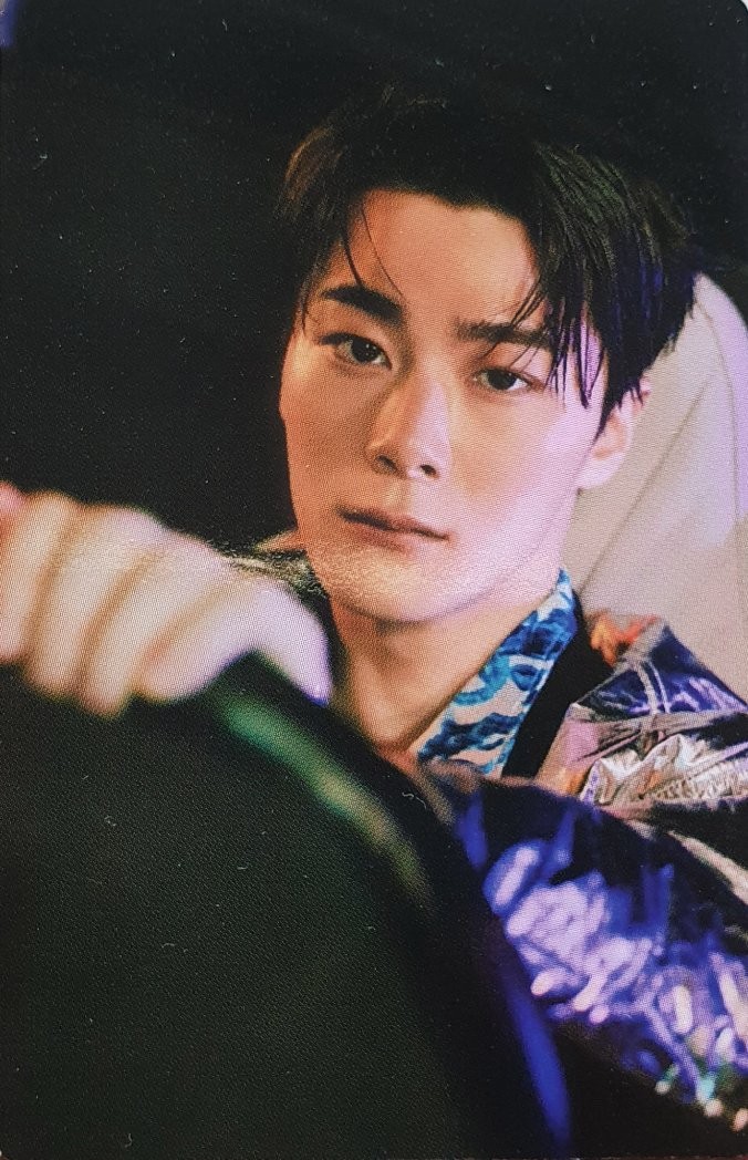 Latest photo of Moonbin (ASTRO)